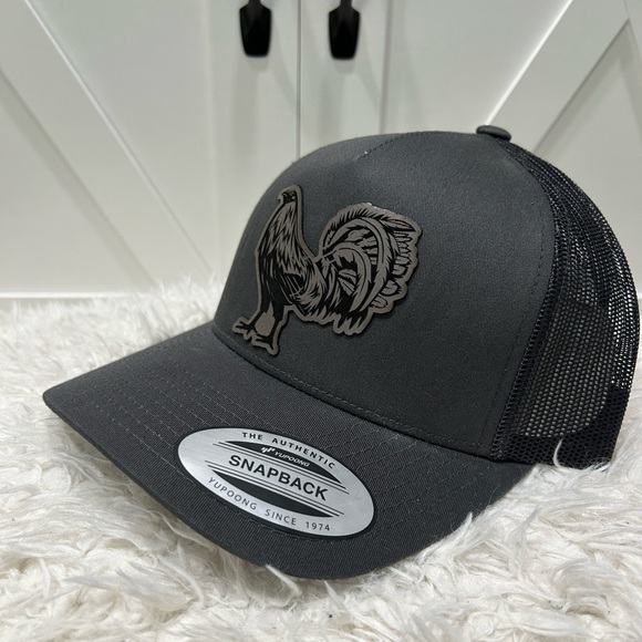 Laser engraved Trucker Hat Rooster. - Picture 1 of 2